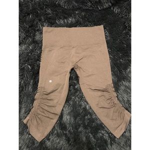 Lululemon EBB TO FLOW CROP BOTTOMS